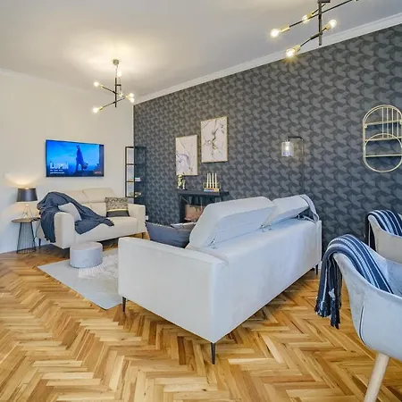 Golden Black Apartman Burgasz