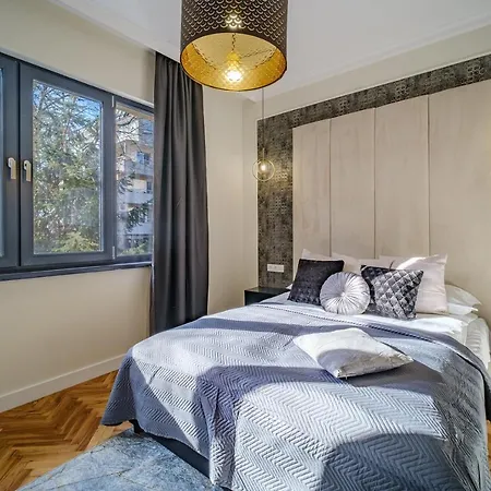 Golden Black Apartman Burgasz